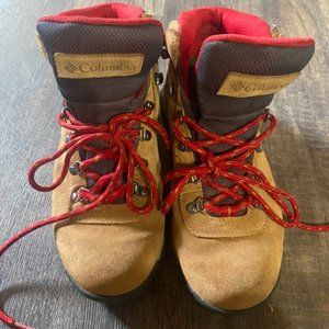 Columbia Size 9 Hiking Boots